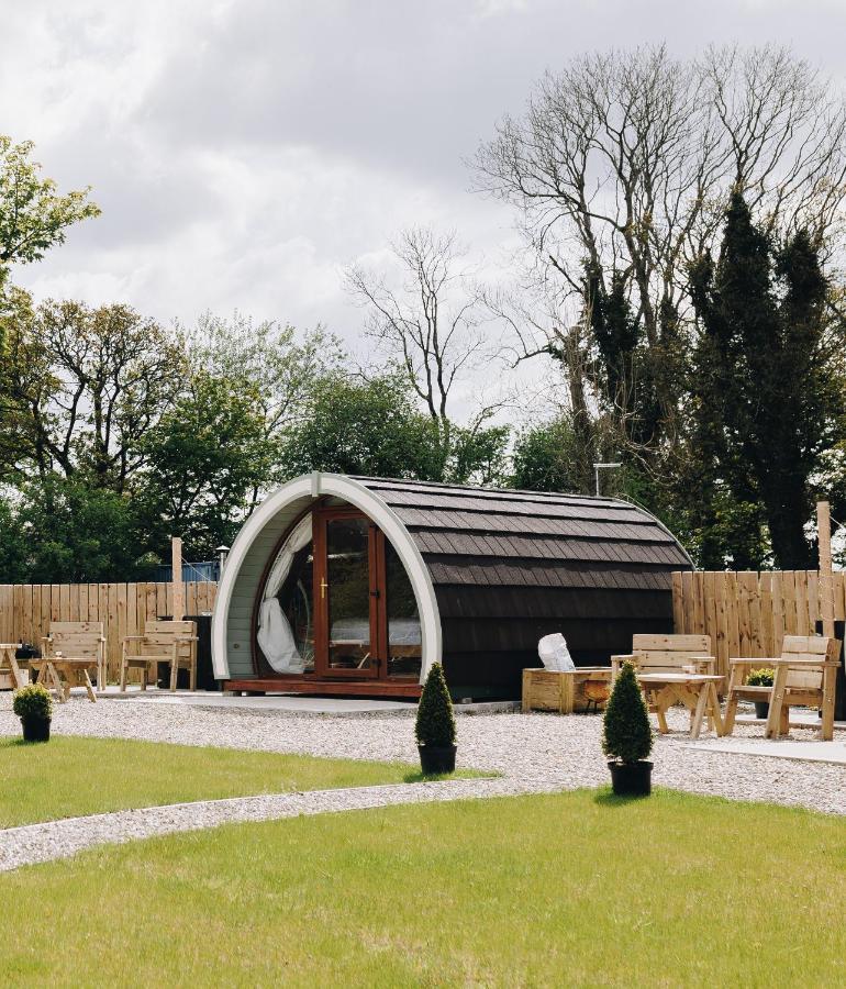 ホテル North Coast 9 Glamping Capecastle エクステリア 写真