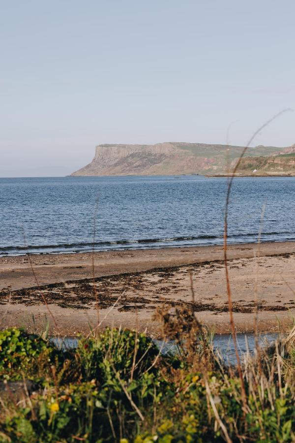ホテル North Coast 9 Glamping Capecastle エクステリア 写真